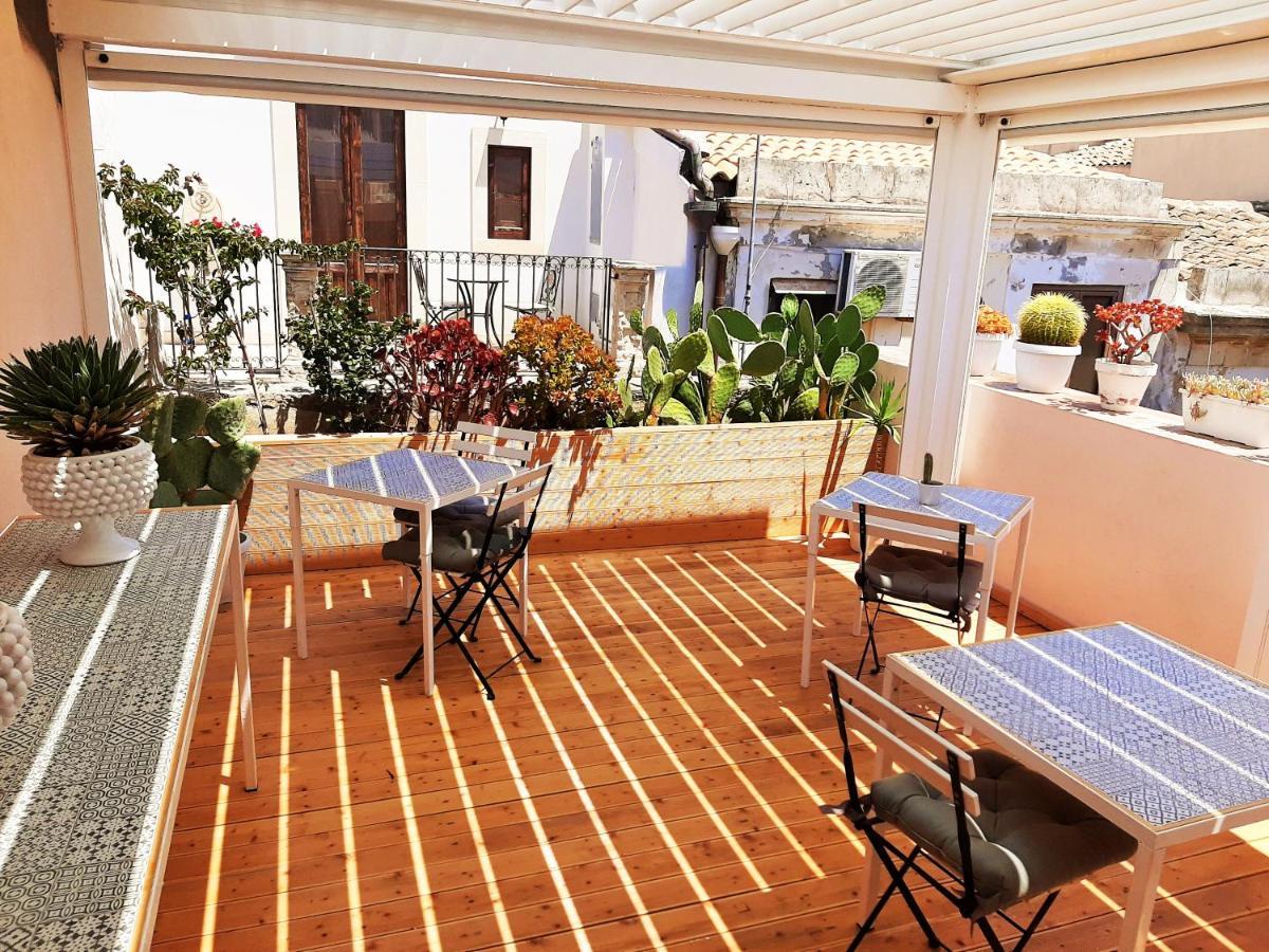 シラクーサ Le Nuvole Di Ortigia Bed & Breakfast エクステリア 写真