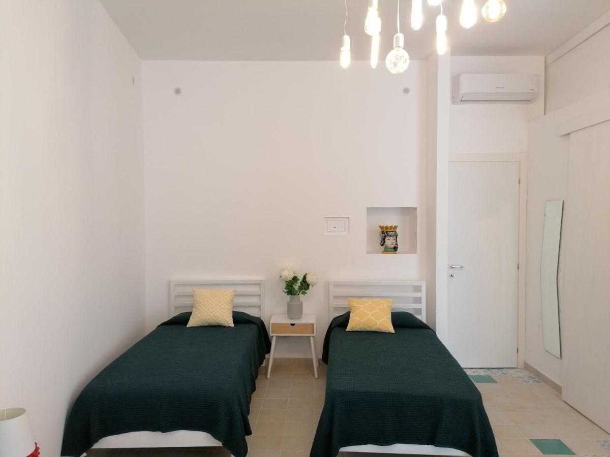 シラクーサ Le Nuvole Di Ortigia Bed & Breakfast エクステリア 写真